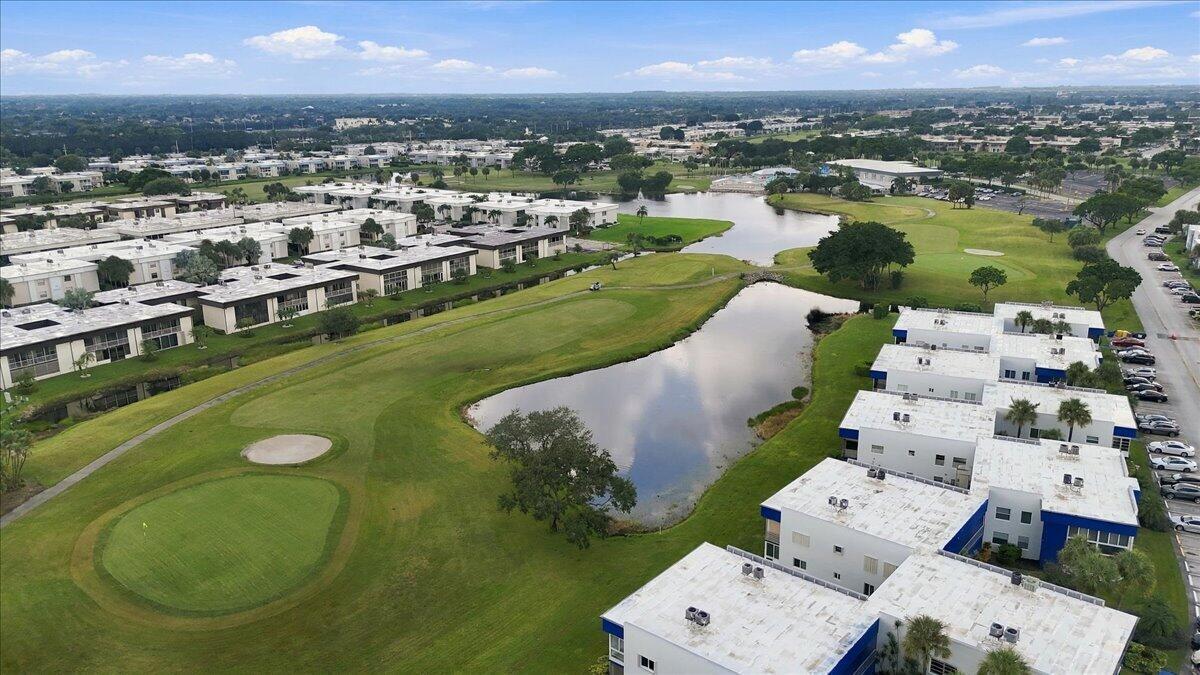 527 Normandy K, Delray Beach FL 33484 photo 2