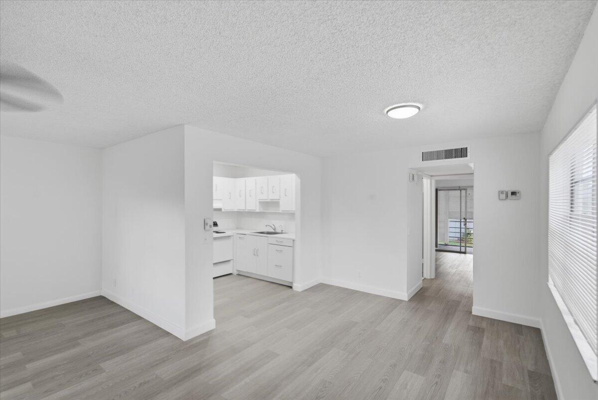 527 Normandy K, Delray Beach FL 33484 photo 5