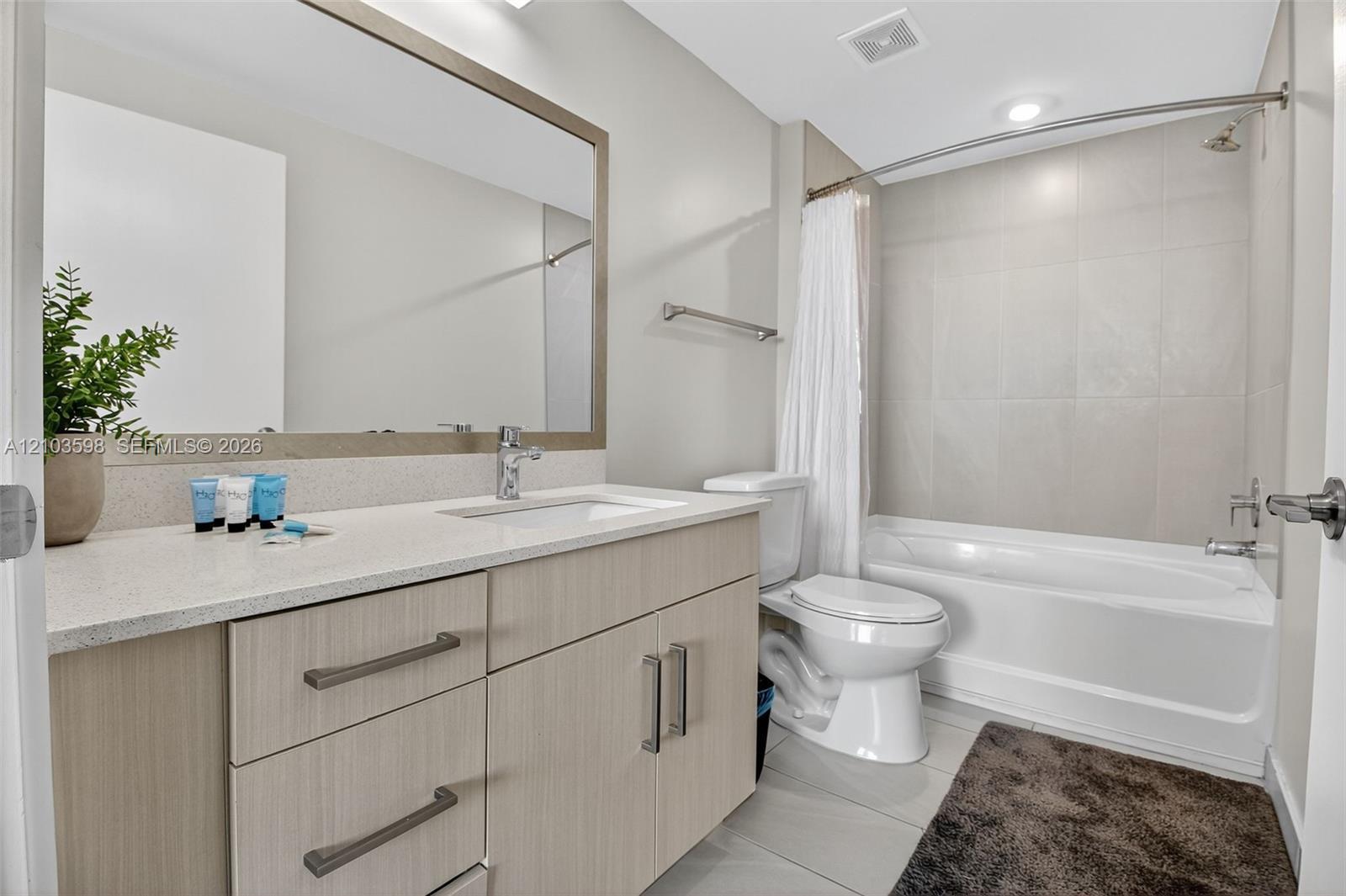 1110 NW 1st Street # 608, Miami FL 33128 photo 5