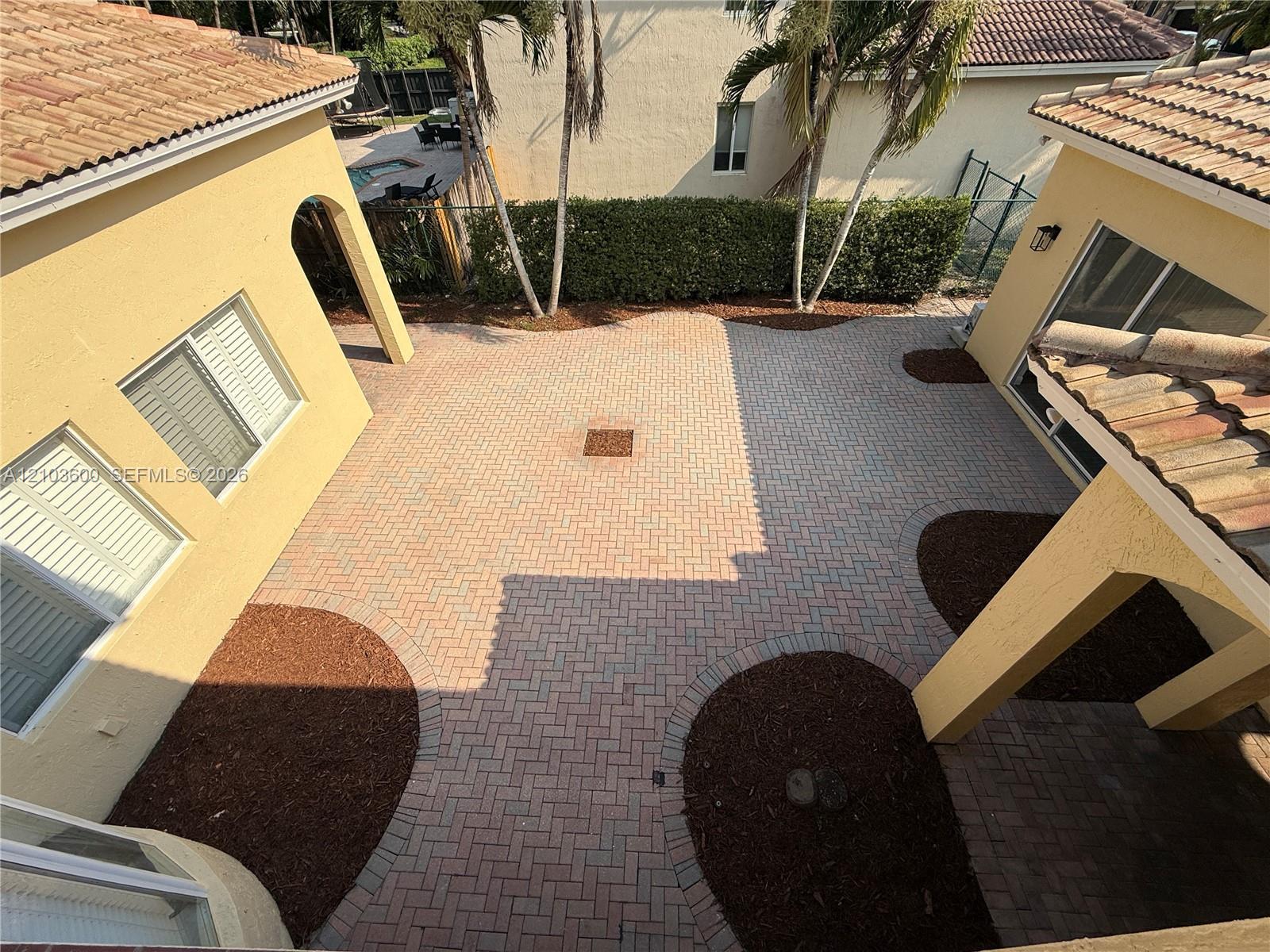 2250 SE 19th Ave, Homestead FL 33035 photo 5