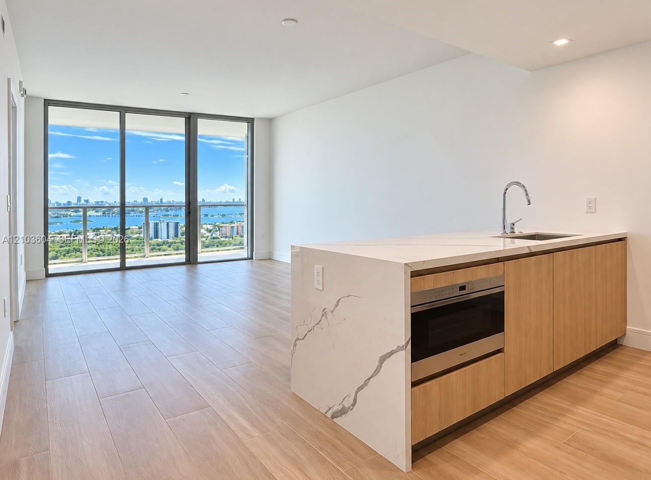 2411 Laguna Circle # 2504, North Miami FL 33181 photo 2