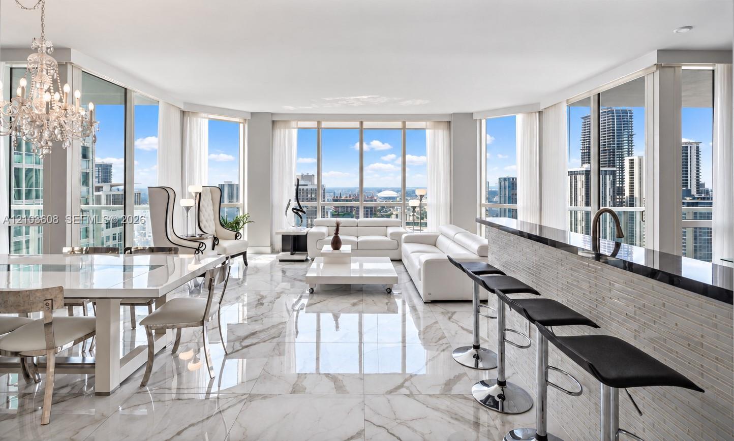 244 Biscayne Blvd # 4308, Miami FL 33132