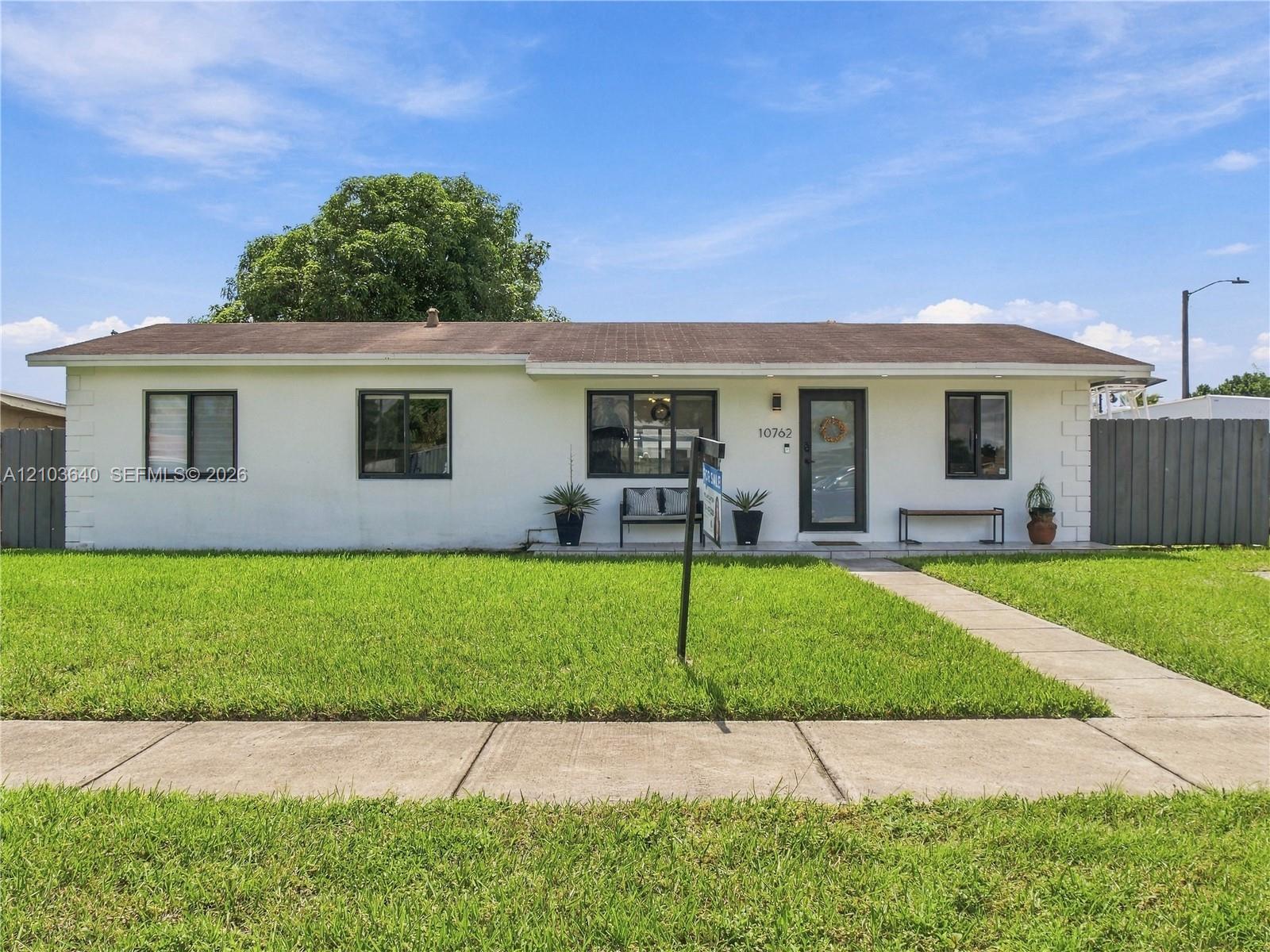 10762 SW 145th St, Miami FL 33176 photo 2