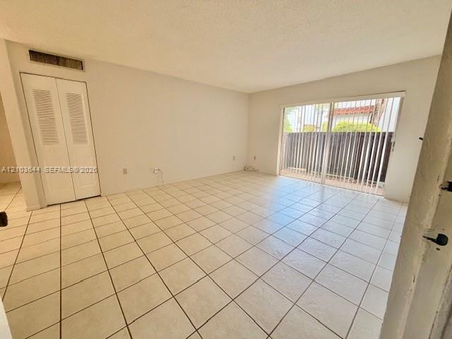 10836 N Kendall Dr # V13, Miami FL 33176 photo 4