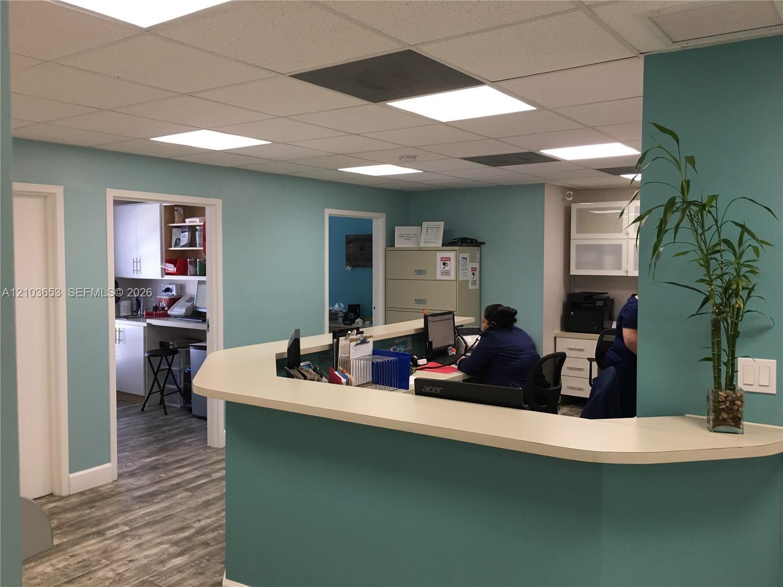 2695 S Le Jeune Rd # 203, Coral Gables FL 33134 photo 2