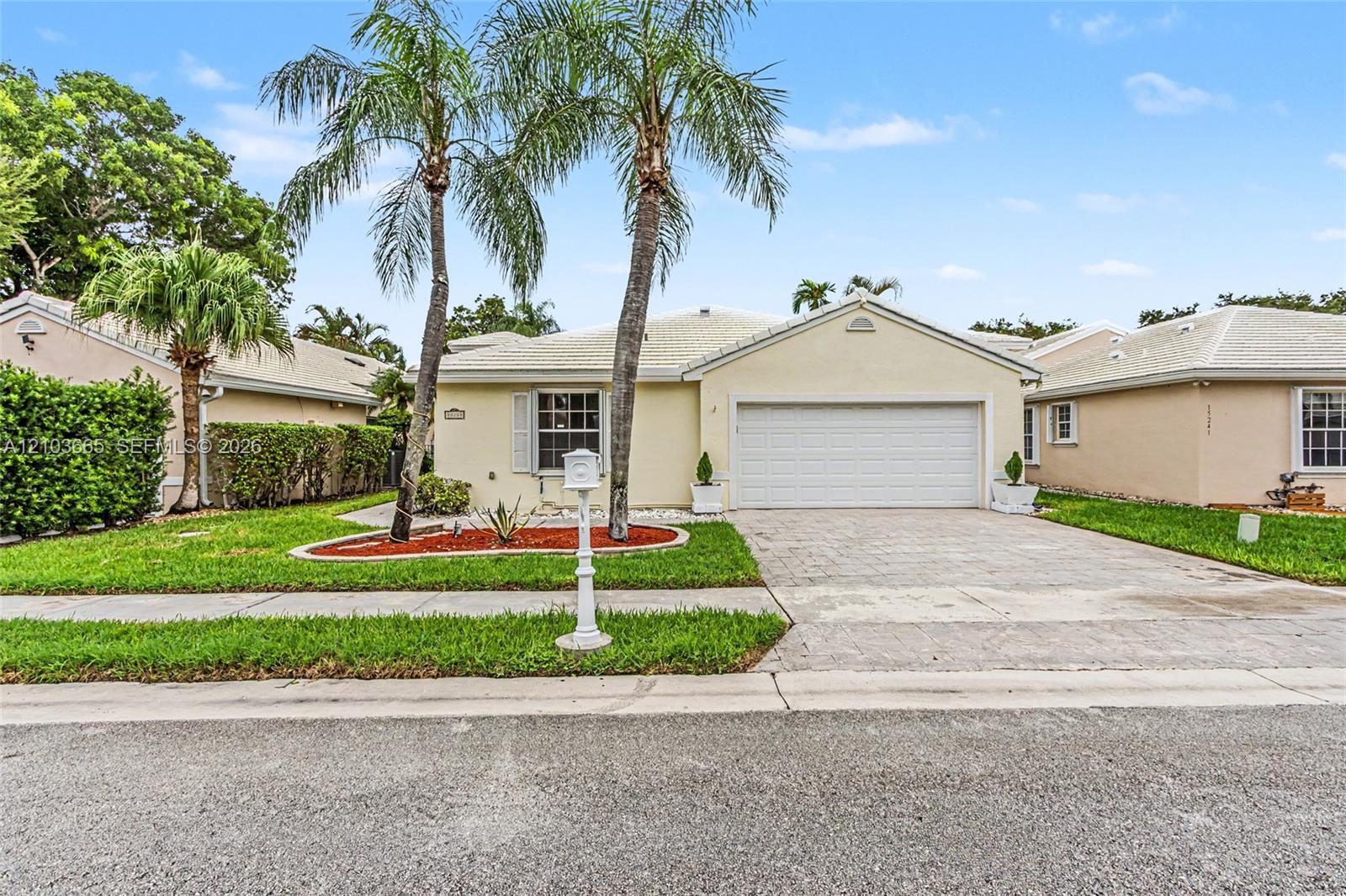 15251 Wilshire Way, Pembroke Pines FL 33027