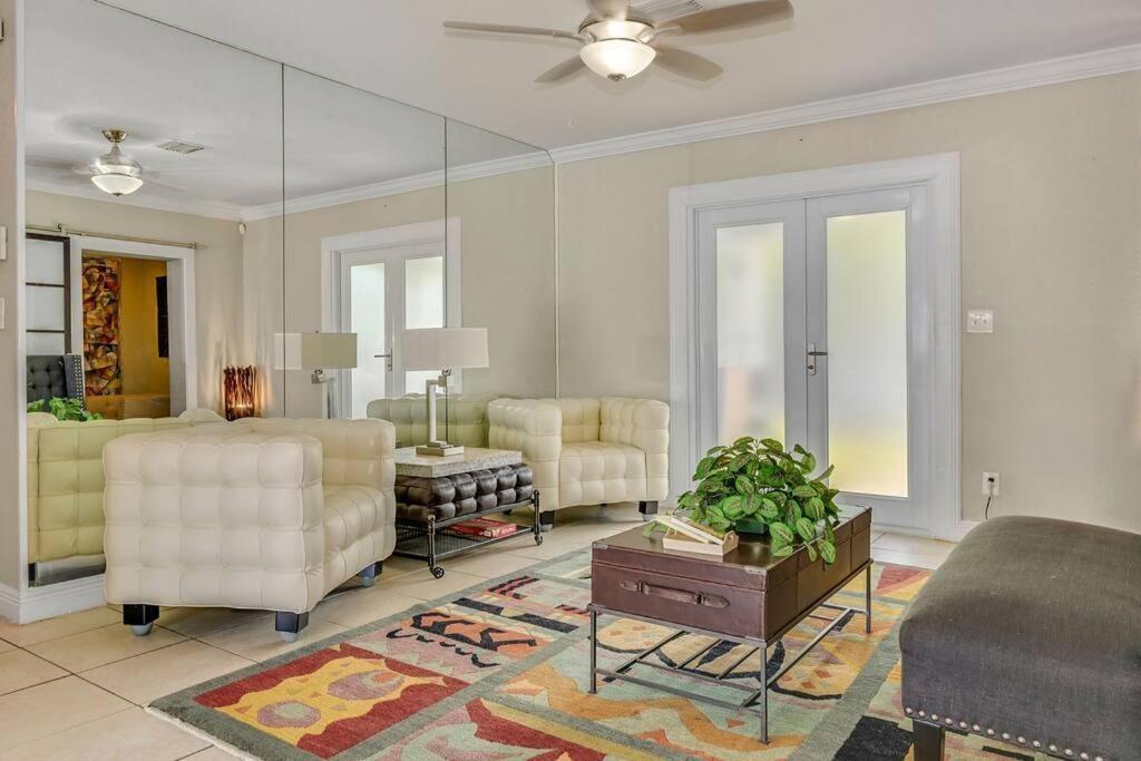 3321 SW 32ND Avenue, West Park FL 33023 photo 3