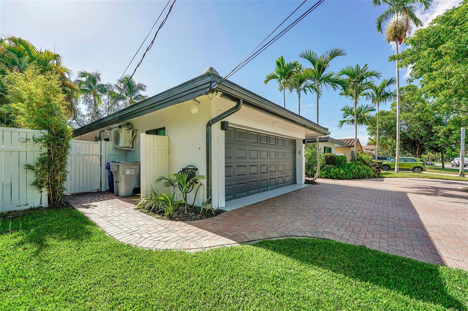 956 SE 10th Court, Pompano Beach FL 33060 photo 3