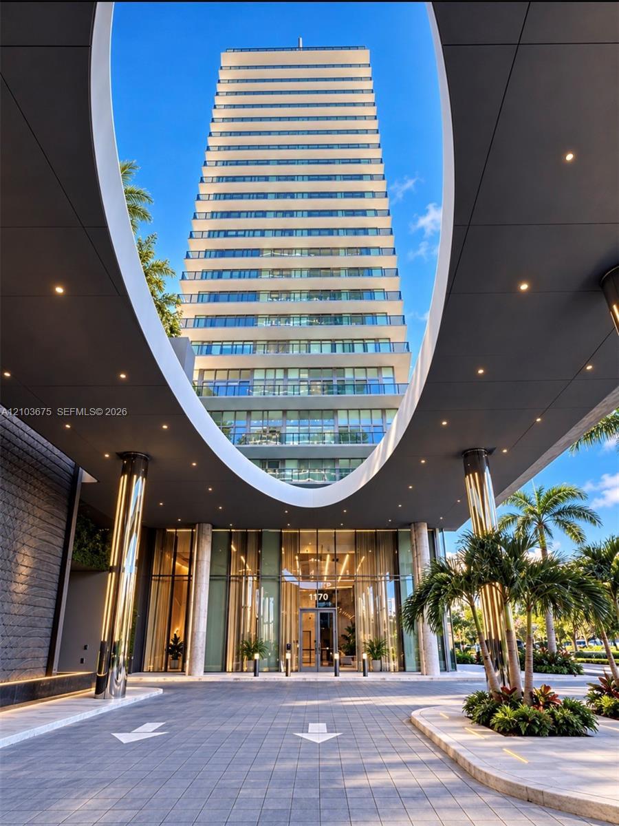 1170 E Hallandale Beach Blvd # 305, Hallandale Beach FL 33009