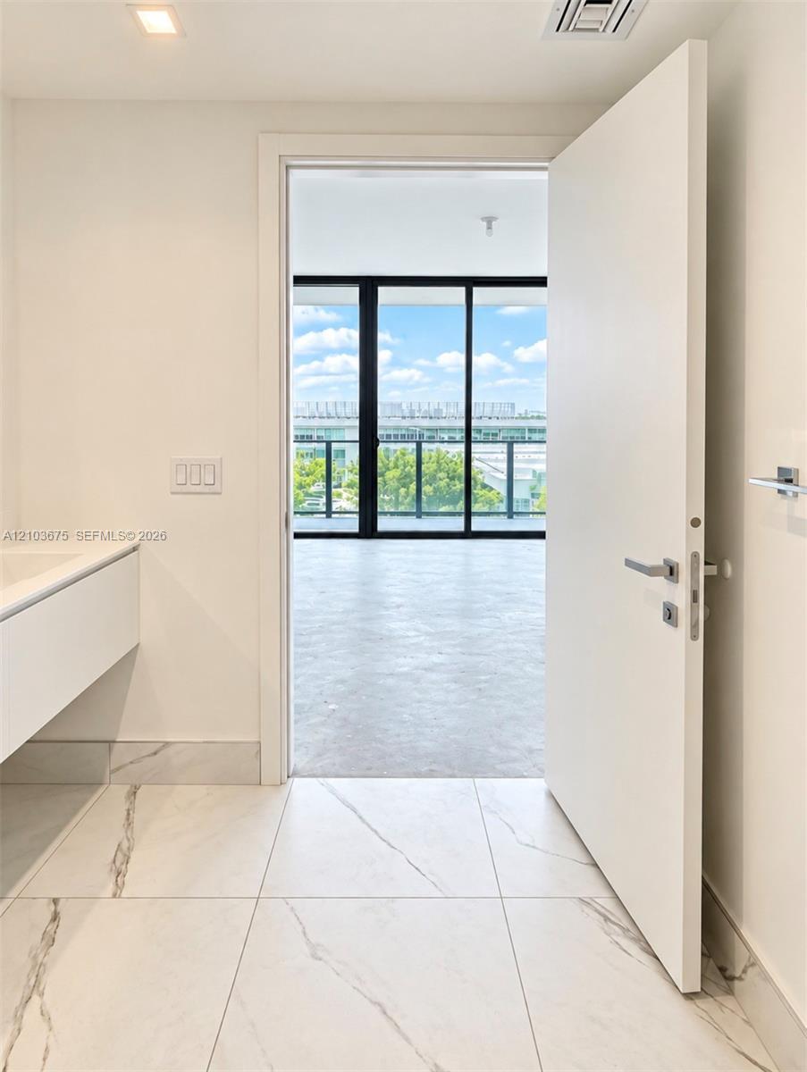 1170 E Hallandale Beach Blvd # 305, Hallandale Beach FL 33009 photo 5