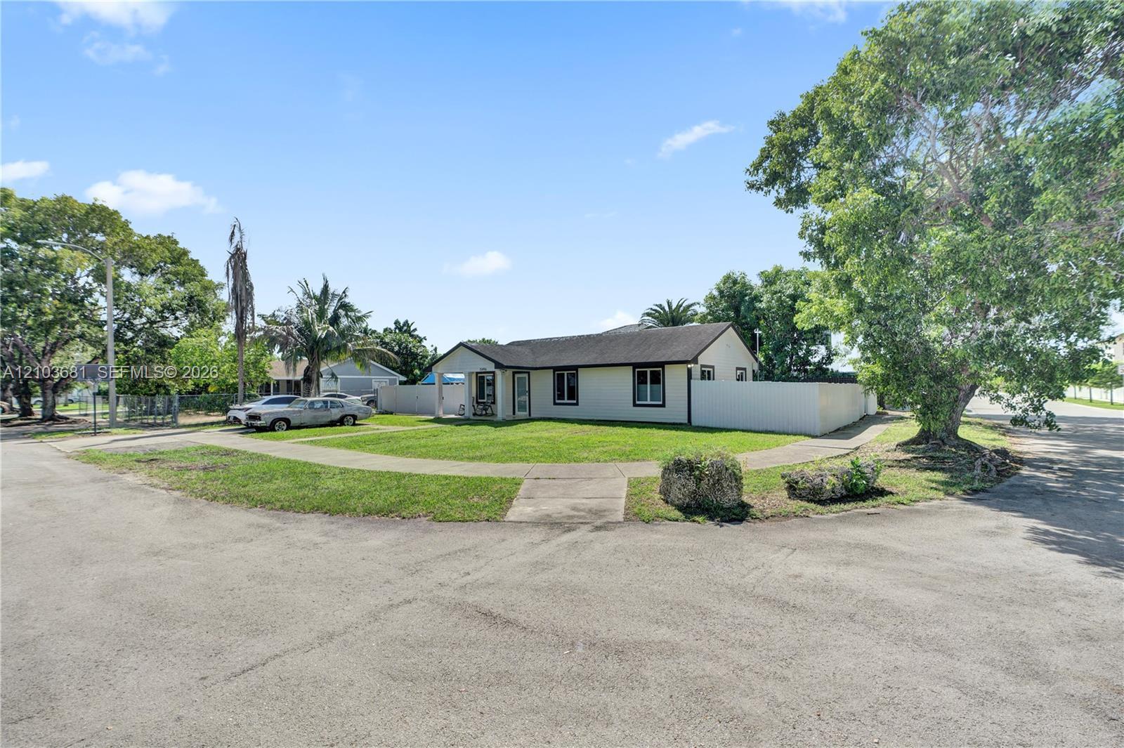 11496 SW 227th Ter, Miami FL 33170 photo 2