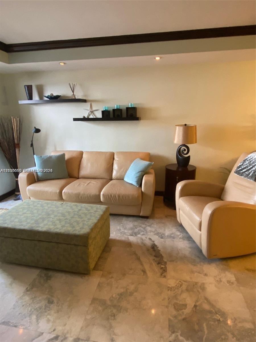 2924 Collins Ave # 201, Miami Beach FL 33140 photo 4