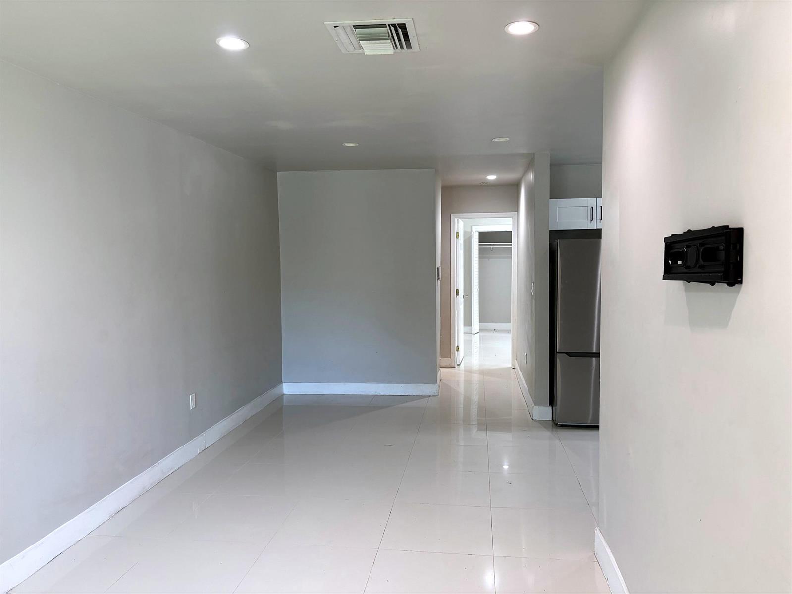 1521 NW 8th Avenue, Fort Lauderdale FL 33311 photo 5