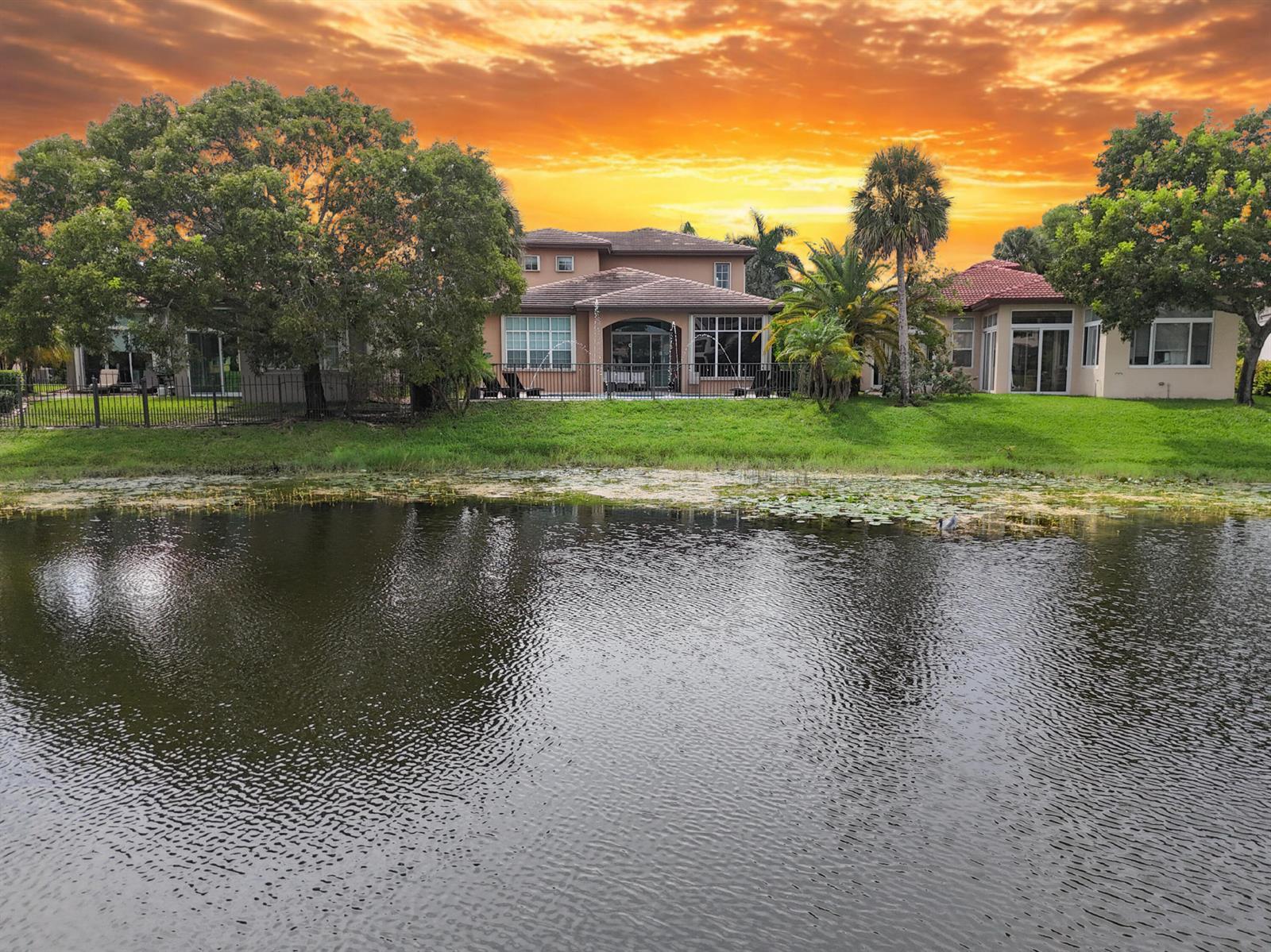 8217 NW 107th Terrace, Parkland FL 33076 photo 2