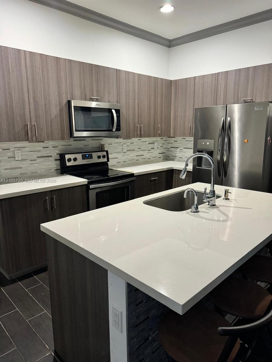 4910 NW 48th Ln, Tamarac FL 33319 photo 3