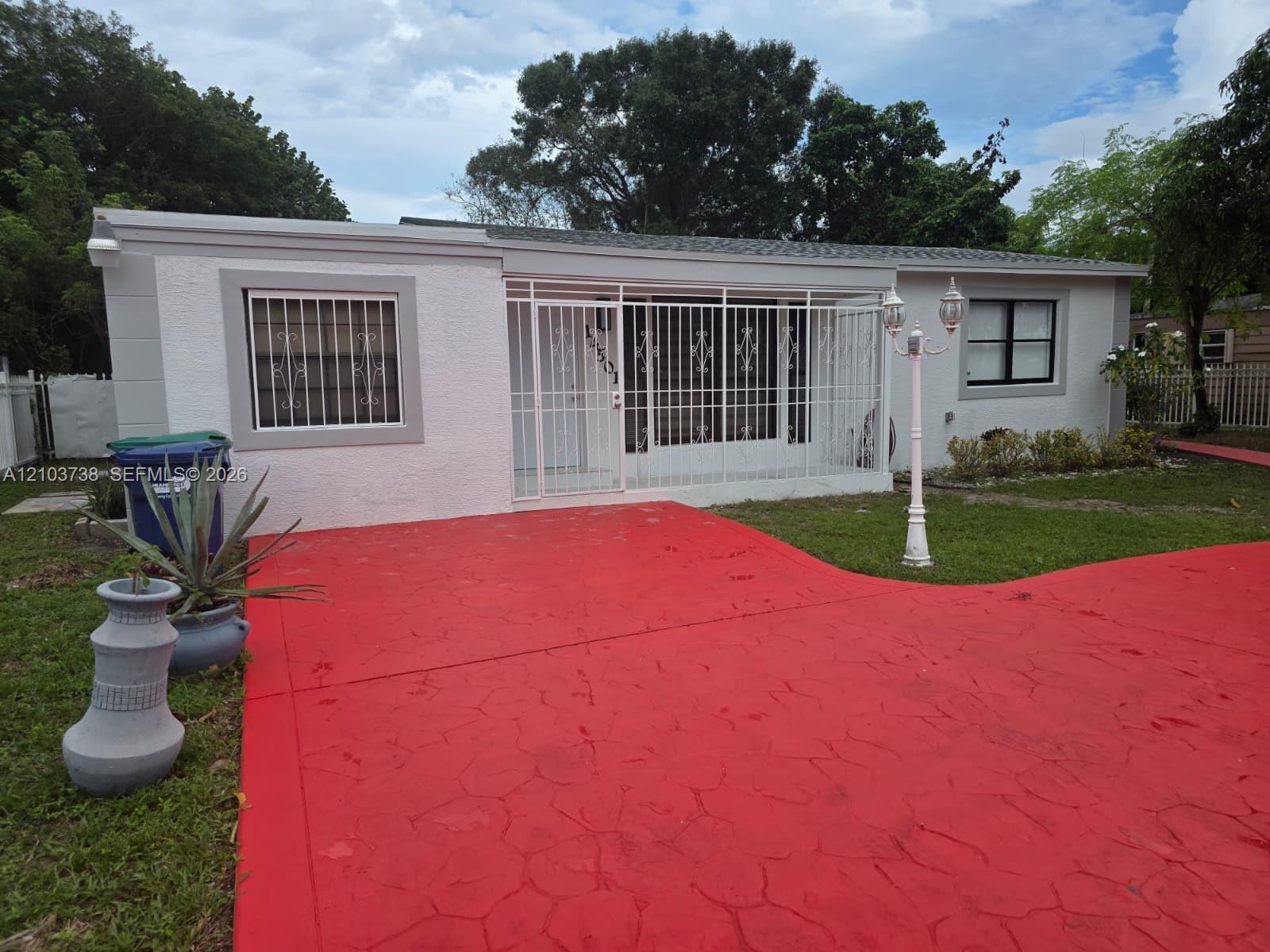 14501 NW 12th Ave, Miami FL 33168