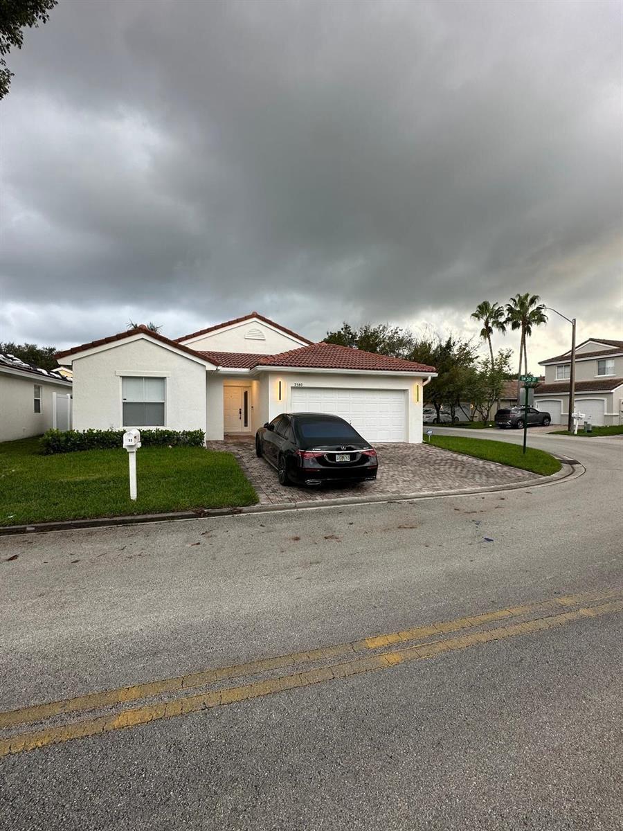 3380 SW 50TH Street, Hollywood FL 33312 photo 2