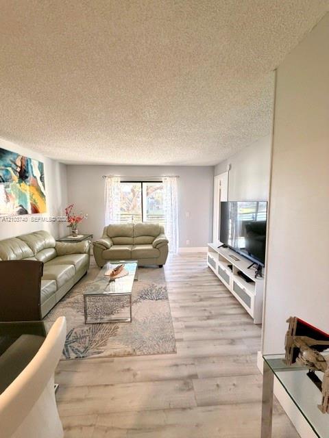 10405 Sunrise Lakes Blvd # 202, Sunrise FL 33322 photo 4