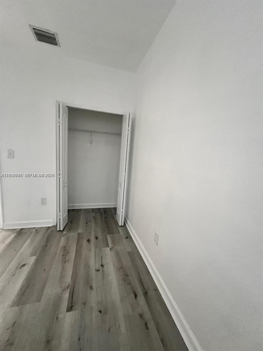 Hialeah, FL 33015 photo 5