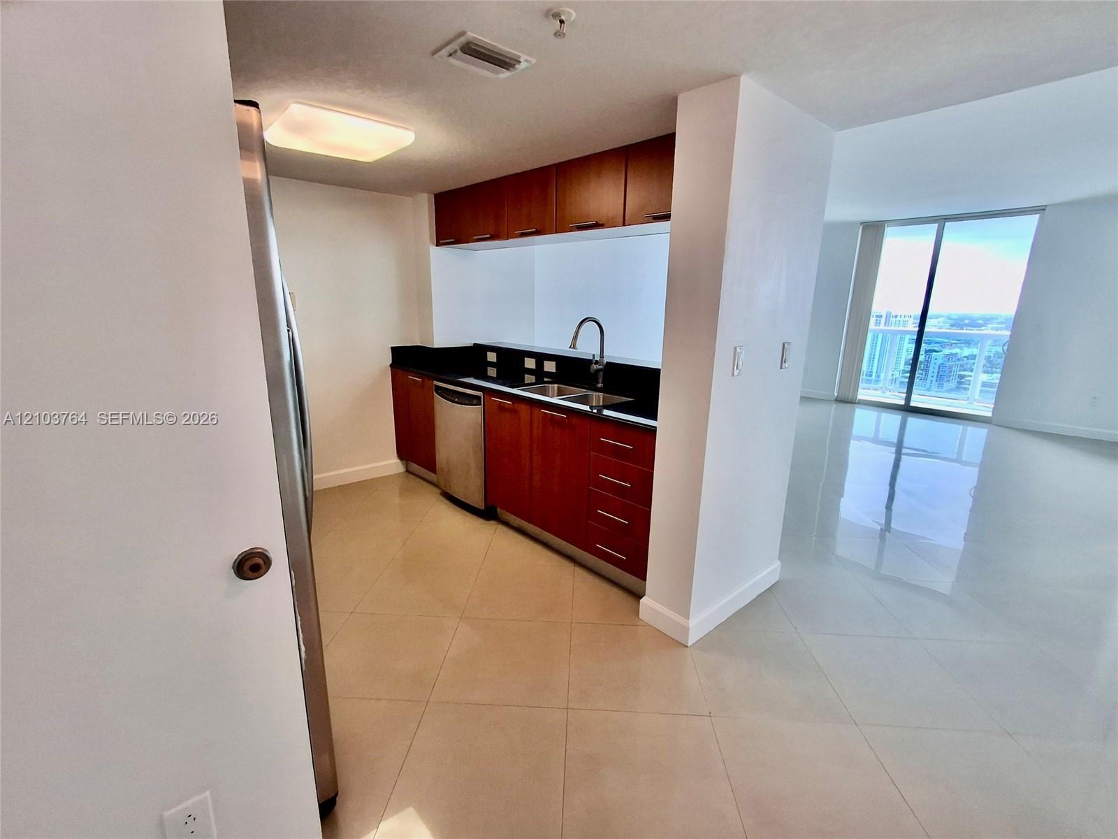 1800 N Bayshore Dr # 3908, Miami FL 33132 photo 5