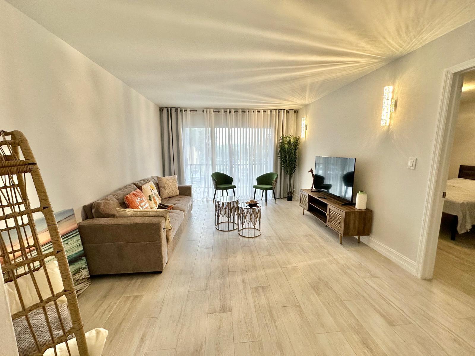 470 NW 20th Street Unit 205, Boca Raton FL 33431 photo 2