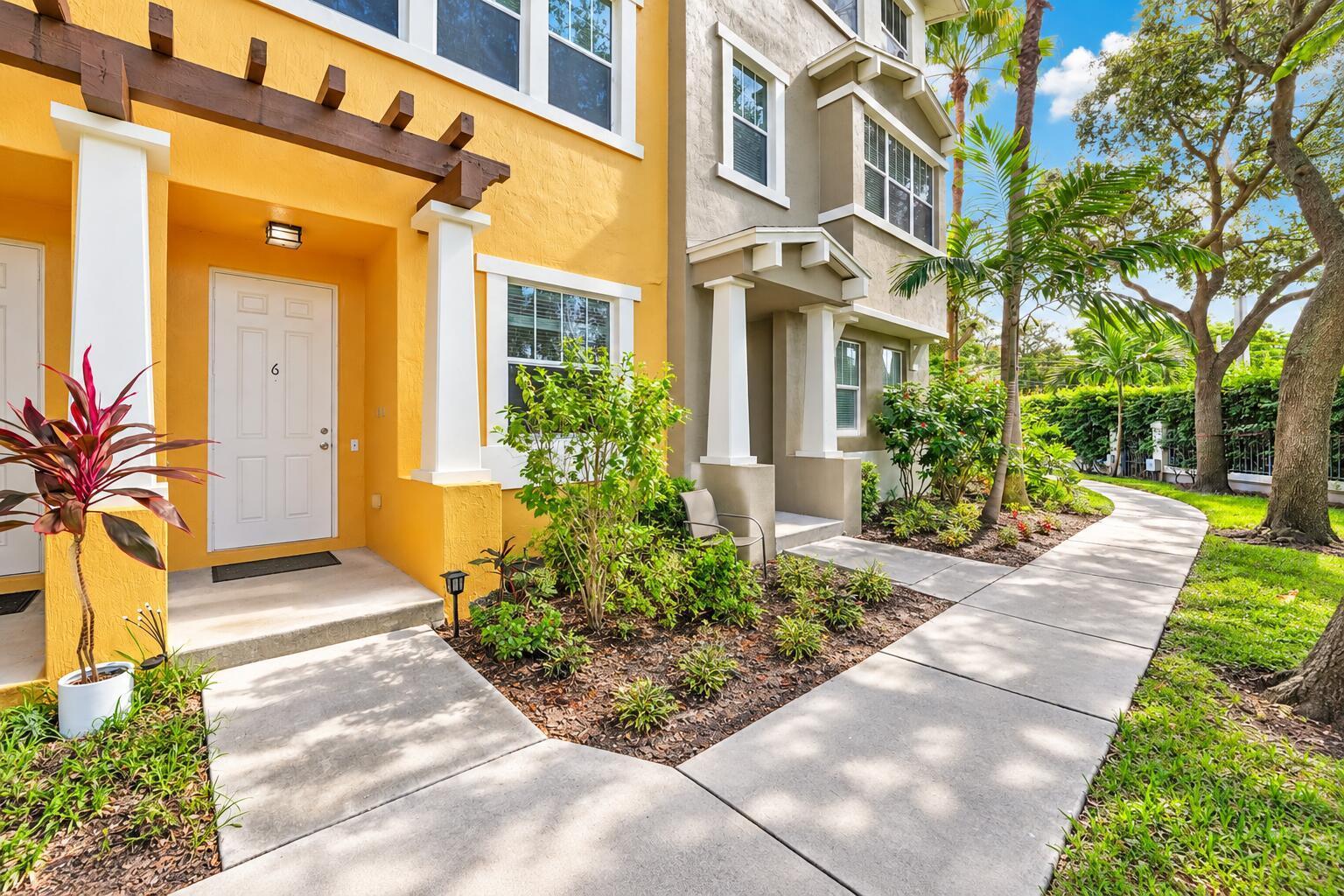 430 AMADOR Lane # 6, West Palm Beach FL 33401 photo 4