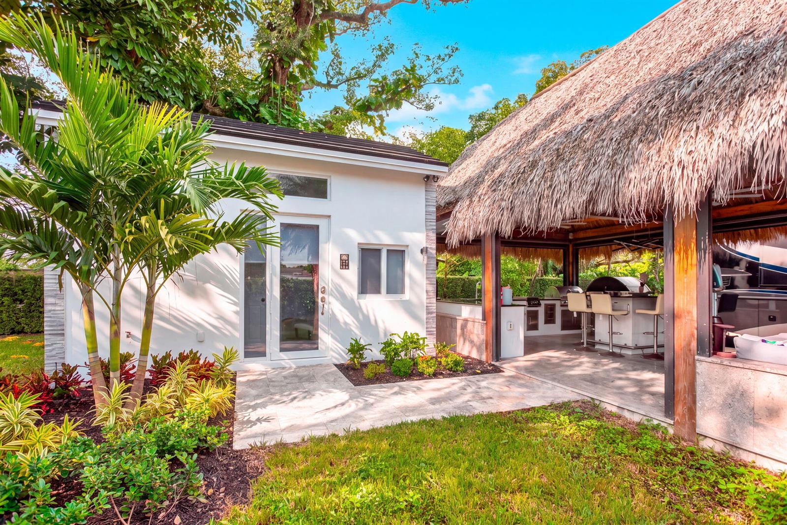 157 N Cortez Drive, Margate FL 33068 photo 3