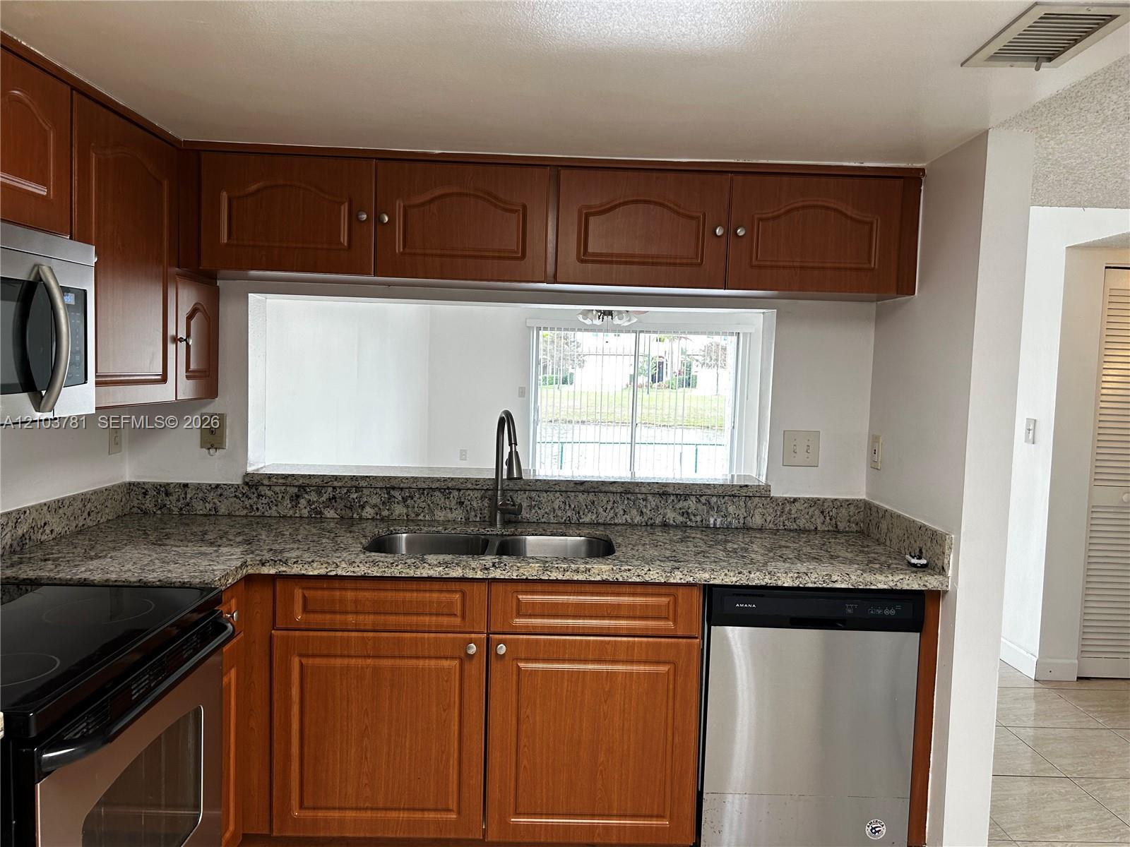 411 SW 113th Way # 411, Pembroke Pines FL 33025 photo 5