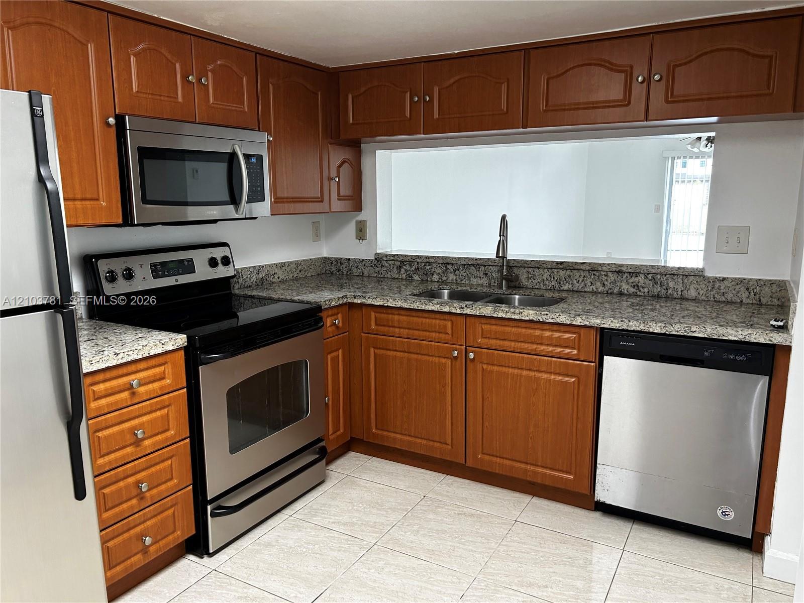 411 SW 113th Way # 411, Pembroke Pines FL 33025 photo 4
