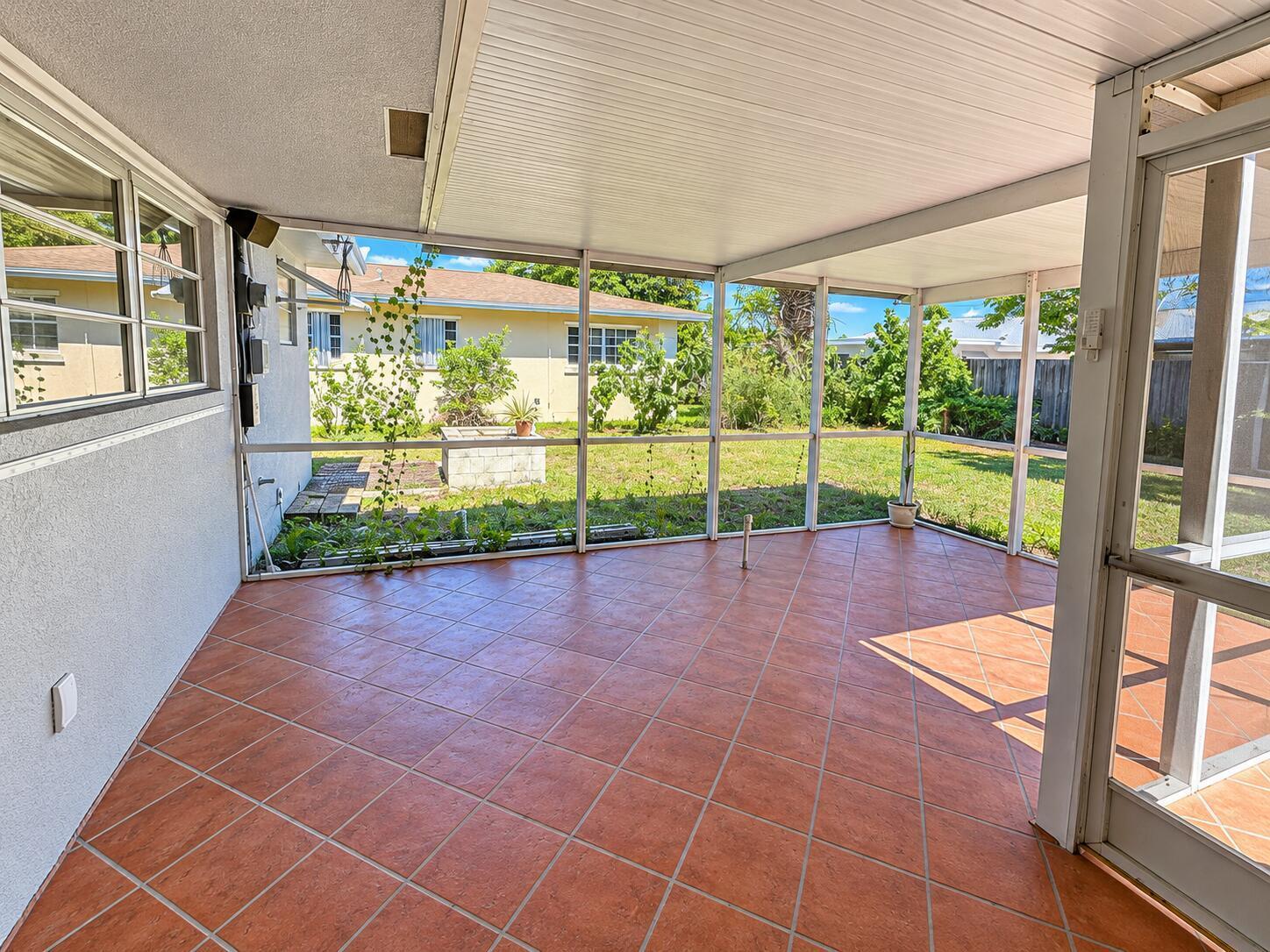 4020 NE 18TH Avenue, Pompano Beach FL 33064 photo 4