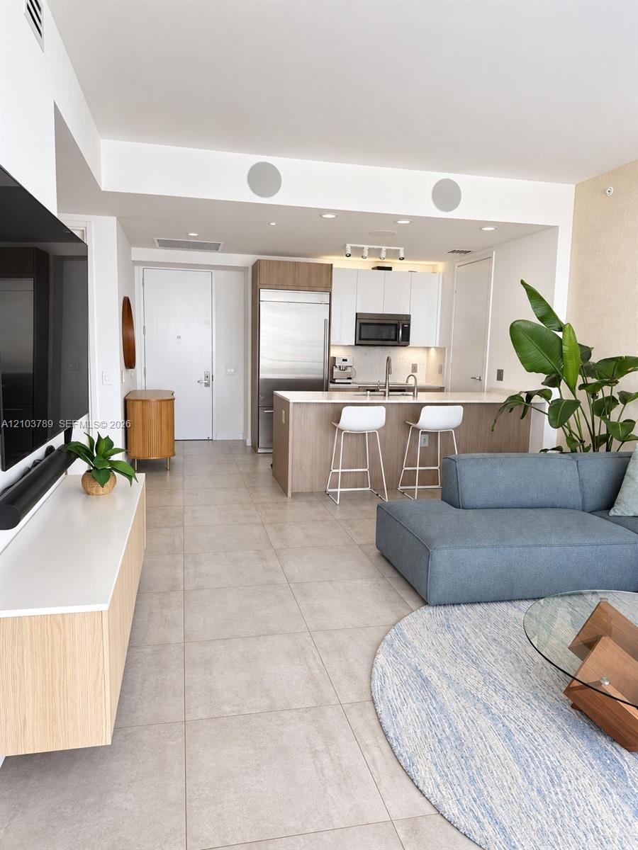 1300 Brickell Bay Dr # 3805, Miami FL 33131 photo 4