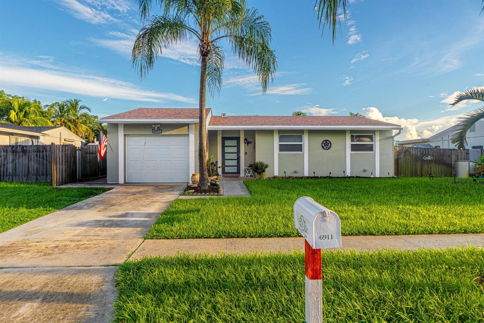 6911 SW 1ST Court, Margate FL 33068 photo 2