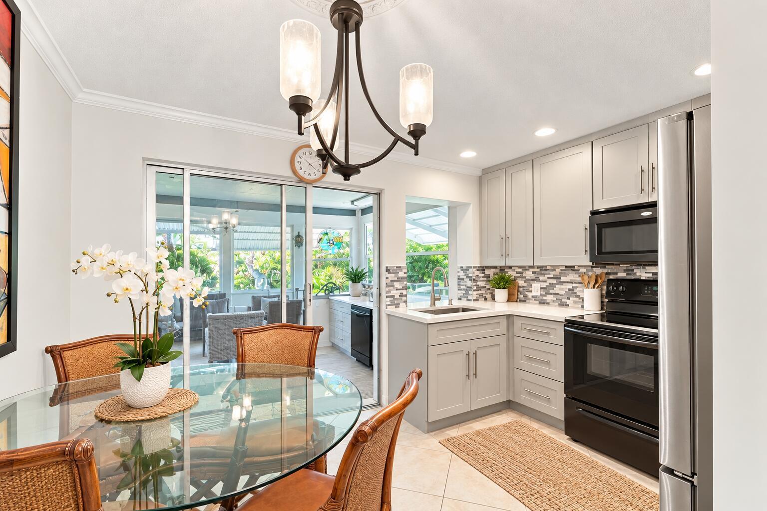 111 NW 25TH Court, Pompano Beach FL 33064 photo 4