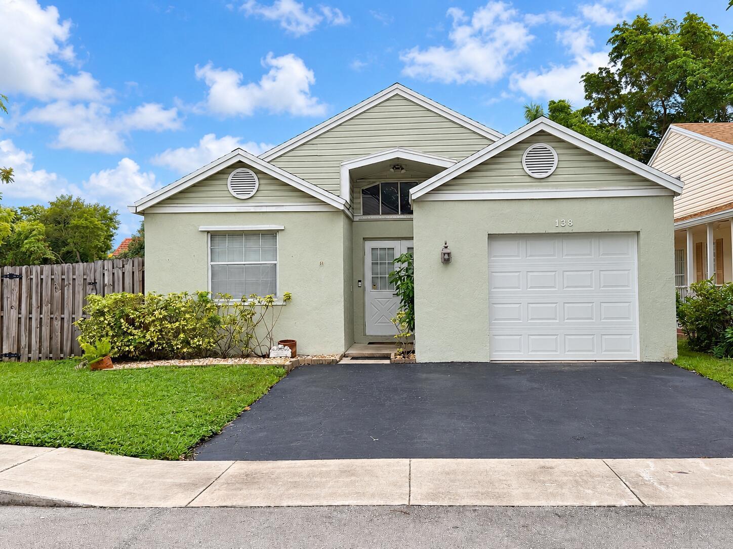 138 SW 159th Way, Sunrise FL 33326