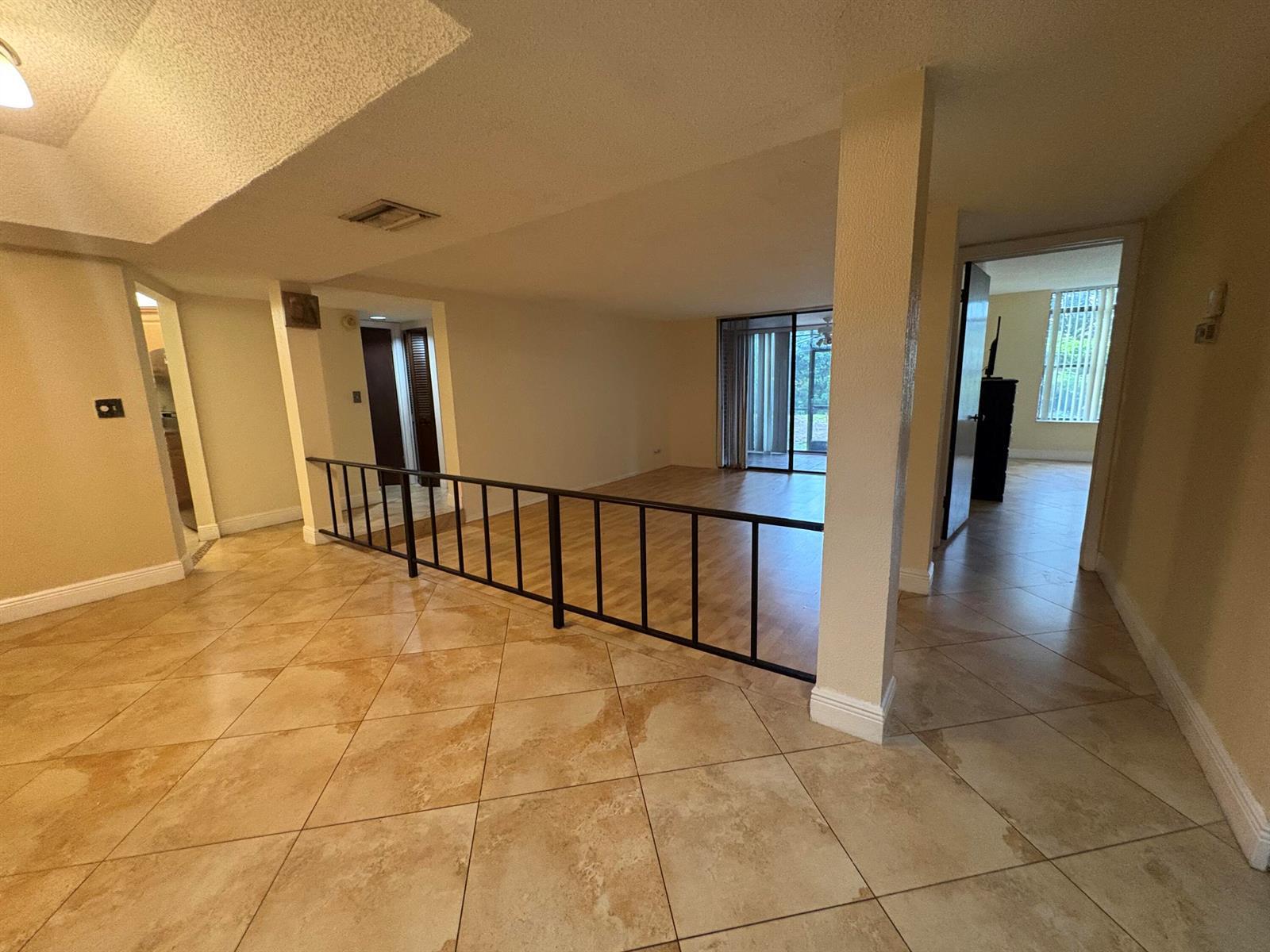 3730 INVERRARY Drive # 1W, Lauderhill FL 33319 photo 2