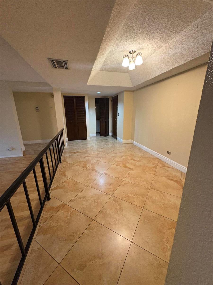 3730 INVERRARY Drive # 1W, Lauderhill FL 33319 photo 5