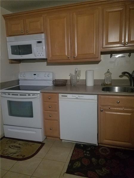 3730 INVERRARY Drive # 1W, Lauderhill FL 33319 photo 4