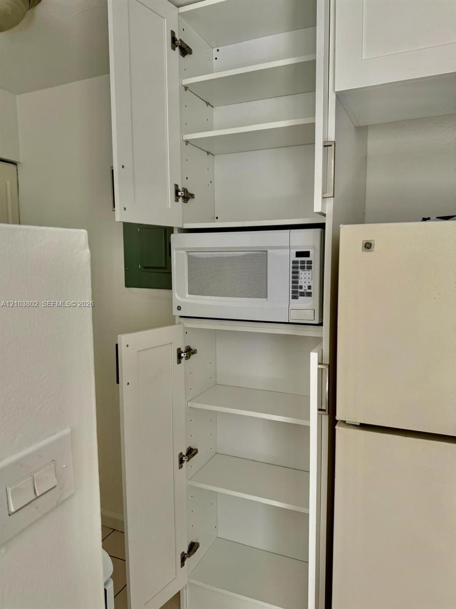 1240 NE 12th Ave # 5, Fort Lauderdale FL 33304 photo 3