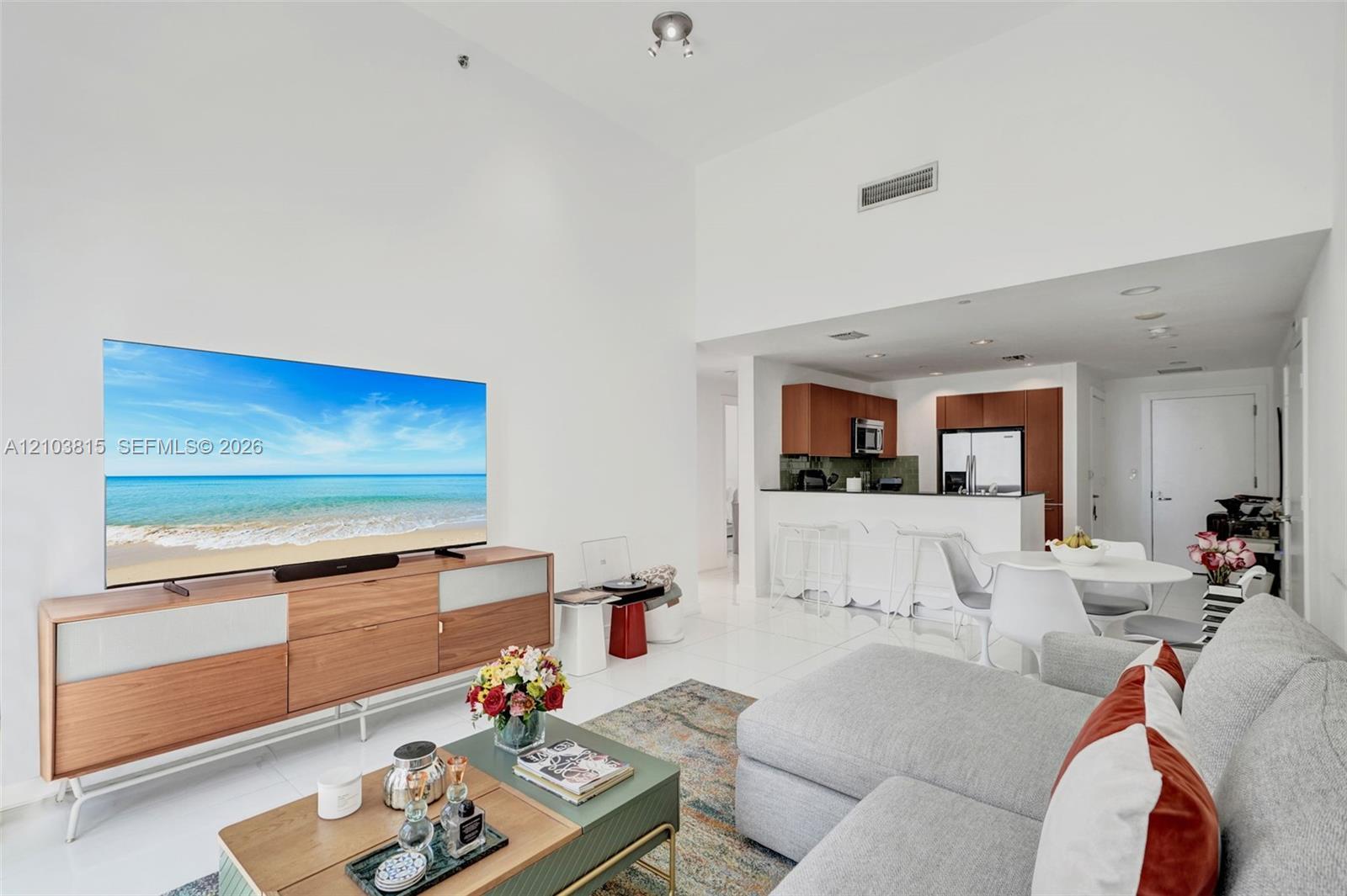 1060 Brickell Ave # 1207, Miami FL 33131 photo 4