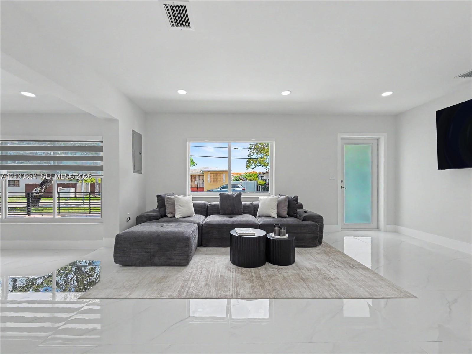 1530 SW 24th Ave, Miami FL 33145 photo 5