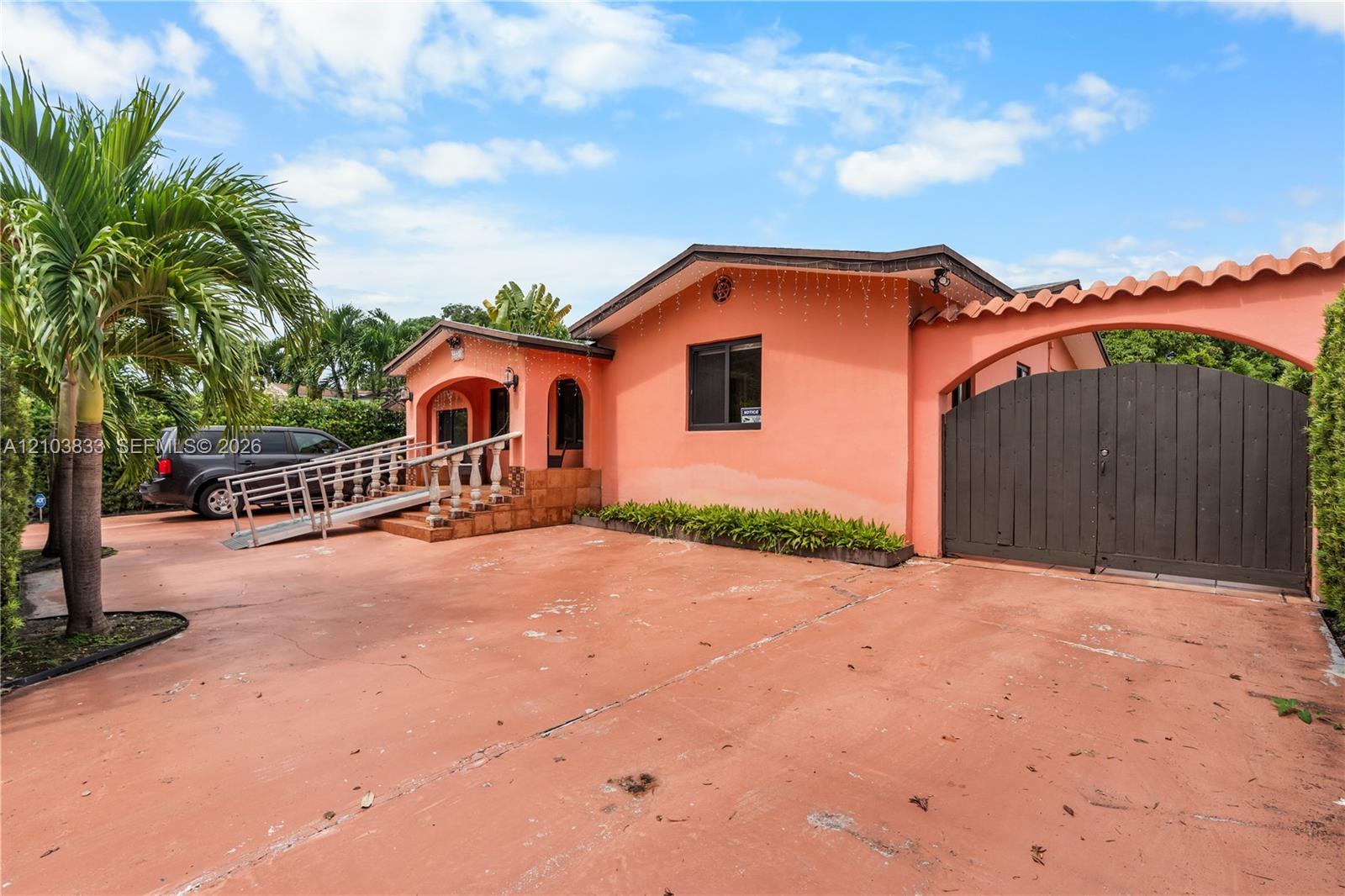2331 SW 7th St, Miami FL 33135 photo 3