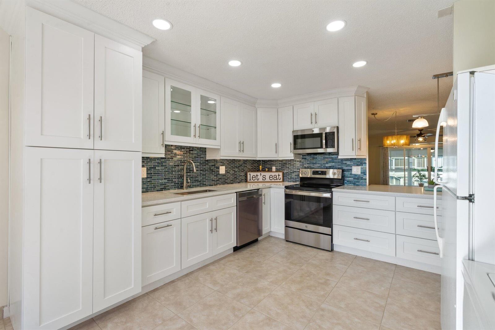 1740 NW 19TH Terrace # 202, Delray Beach FL 33445 photo 3