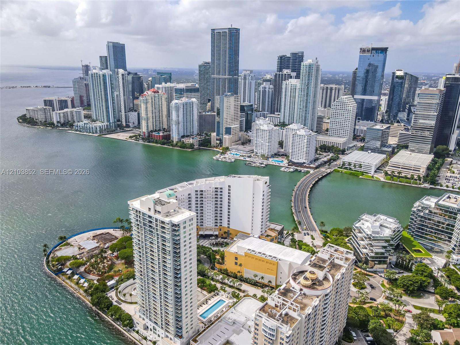 800 Claughton Island Dr # 1804, Miami FL 33131 photo 4