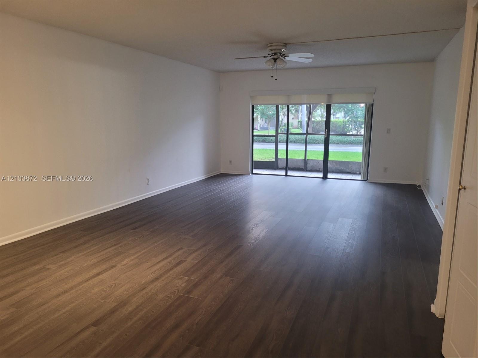 334 Lakeview Dr # 103, Weston FL 33326 photo 3