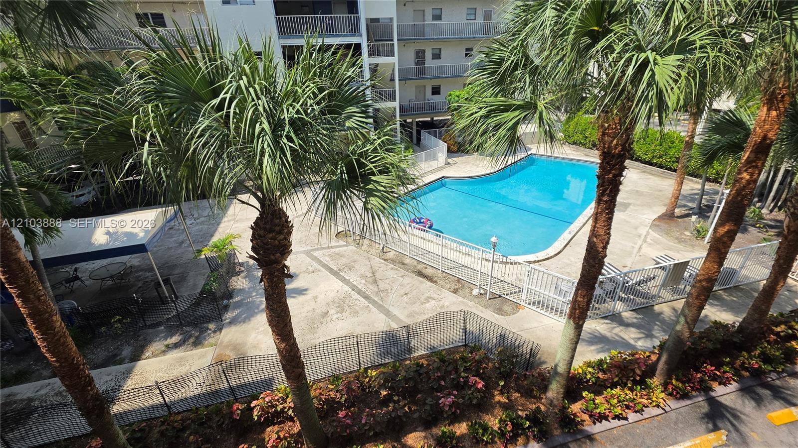 16750 NE 10th Ave # 208, North Miami Beach FL 33162 photo 3
