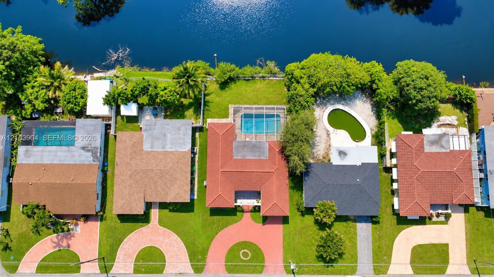 7820 Granada Blvd, Miramar FL 33023 photo 4