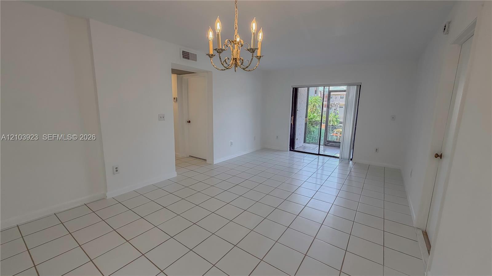 905 NE 209th St # 30, Miami FL 33179 photo 4
