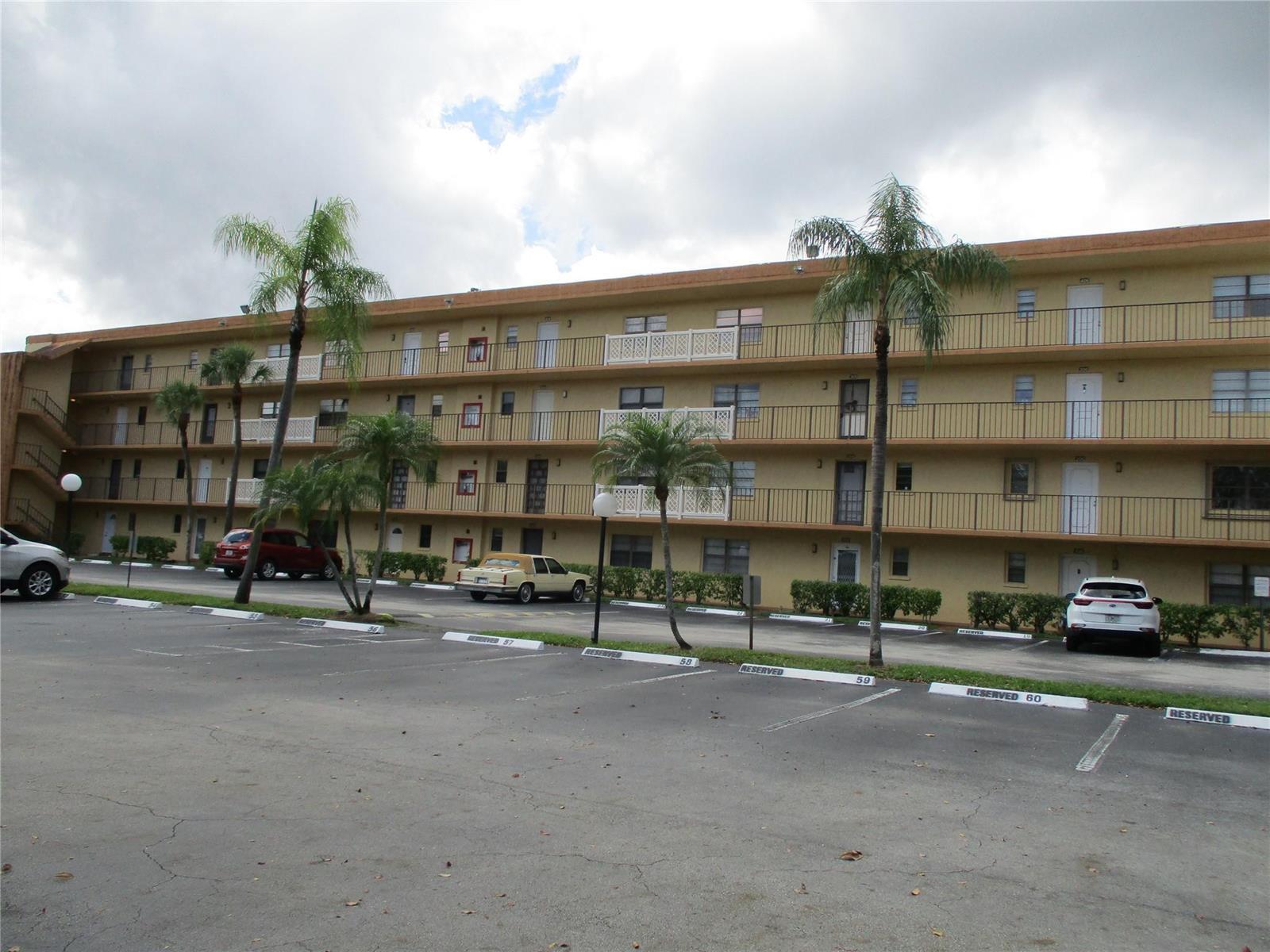 9273 SW 8TH Street # 312, Boca Raton FL 33428