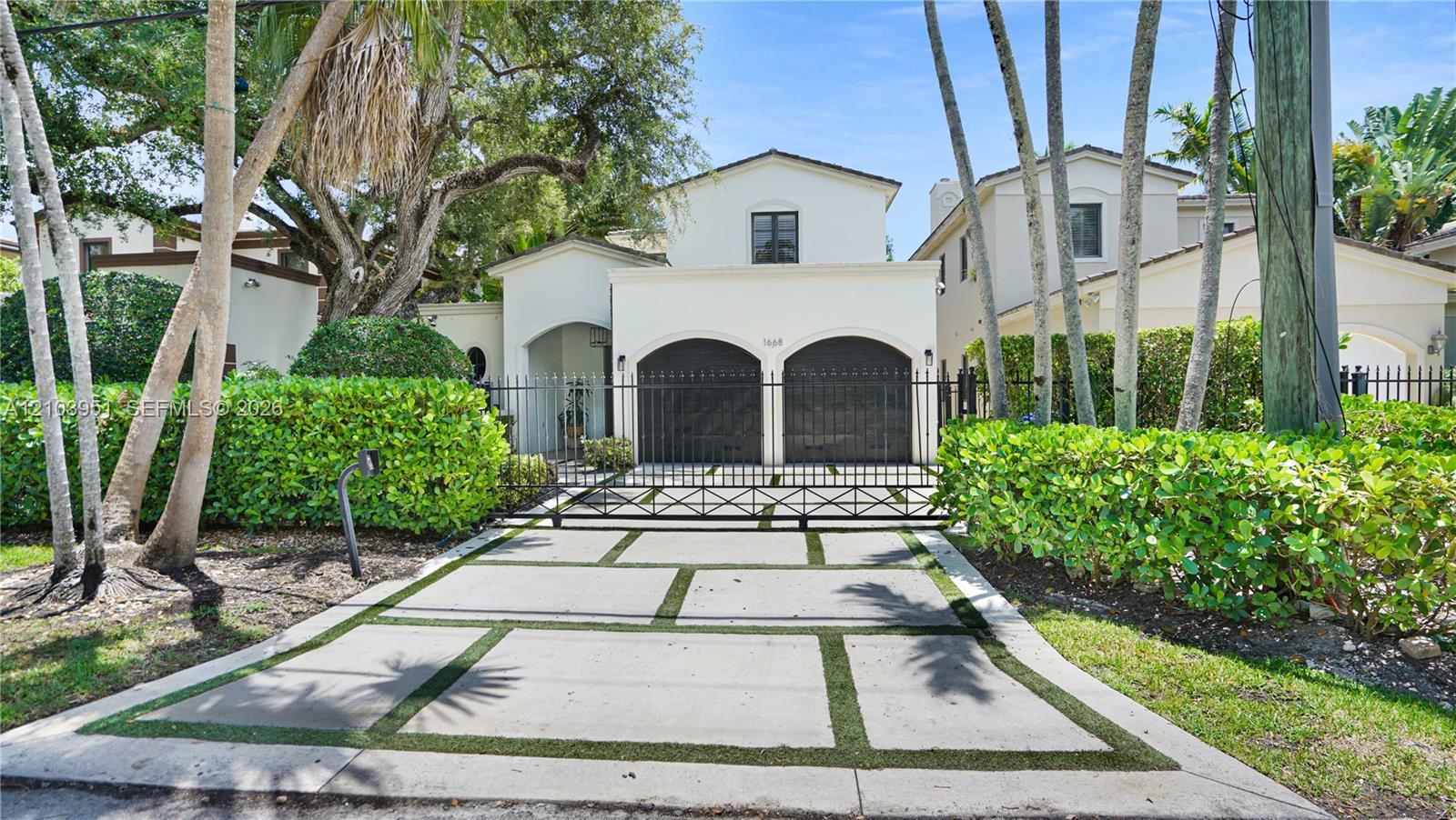 1668 Micanopy Ave, Miami FL 33133 photo 2