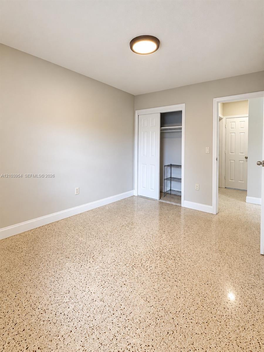 1709 NW 5th St, Miami FL 33125 photo 5